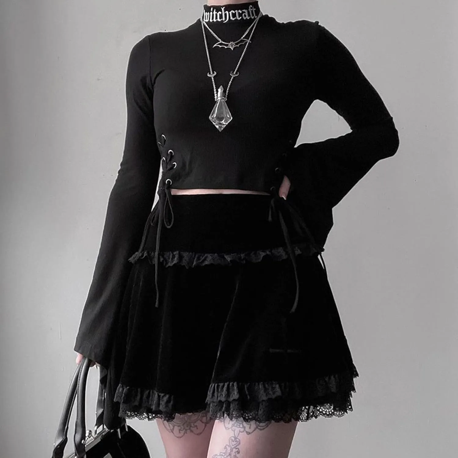 Goth Dark Mall Gothic Aesthetic Velvet Pleated Mini Skirts Women Vintage Harajuku Emo Alt Clothes High Waist Lace Ruffles Skirt(Black,L)
