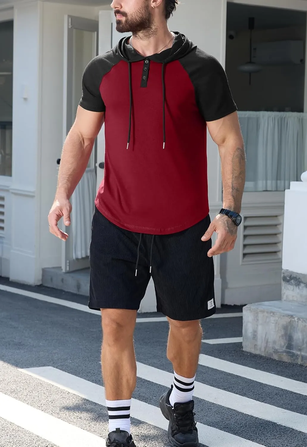 KUYIGO Mens Short Sleeve Hoodies Casual Athletic Workout Fashion Pullover Hooded Sweatshirt with Drawstring