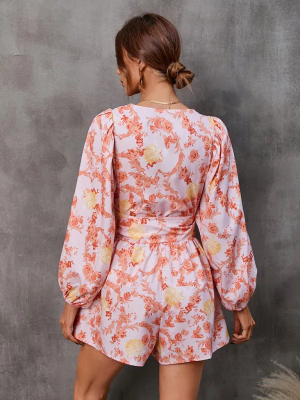 Long-sleeved short V-neck jumpsuit