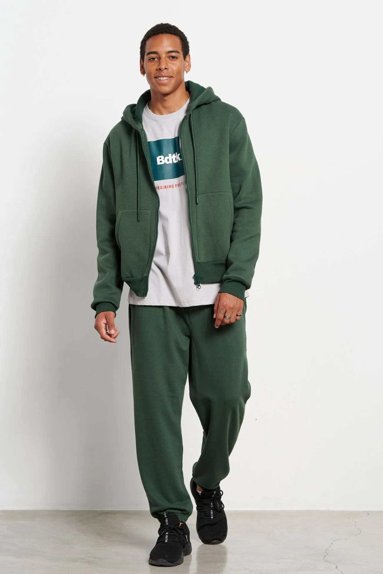 Men sports joggers