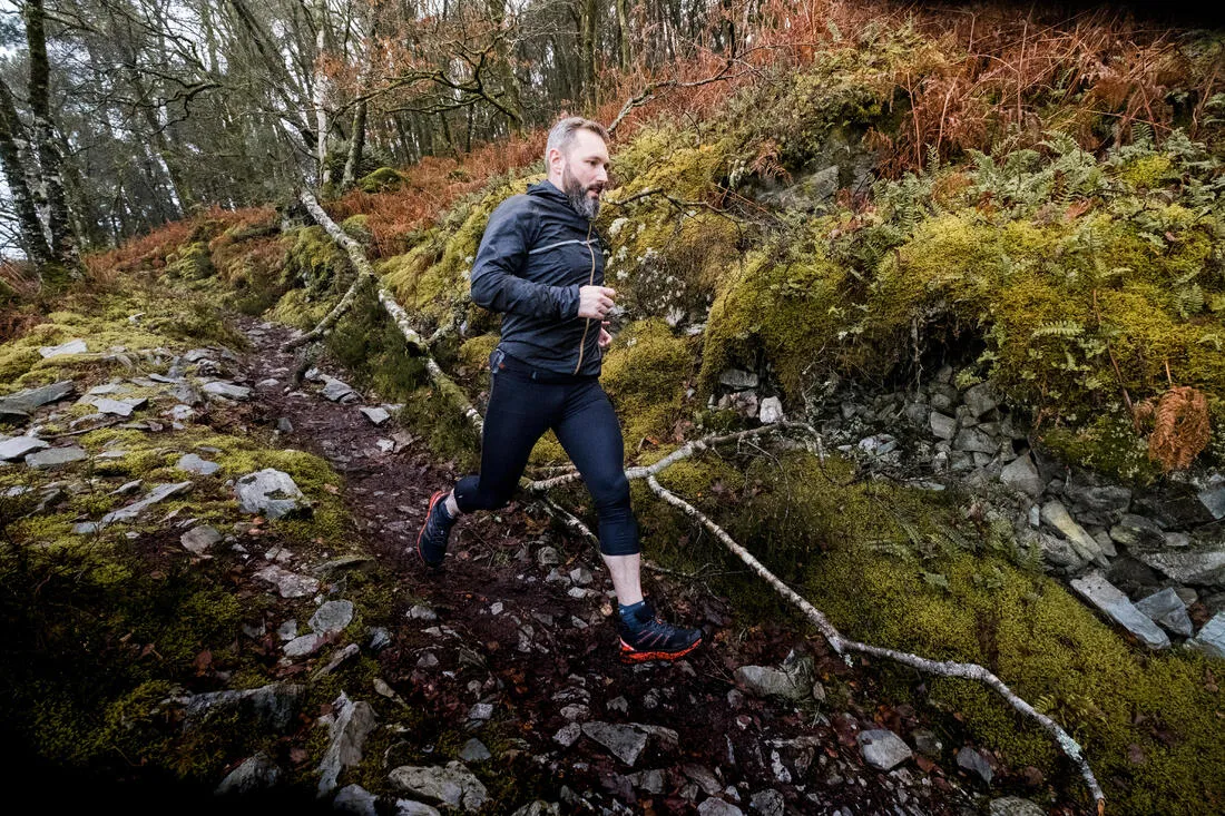 MEN'S TRAIL RUNNING LONG-SLEEVED WINDPROOF JACKET- GRAPH GREY/BLACK